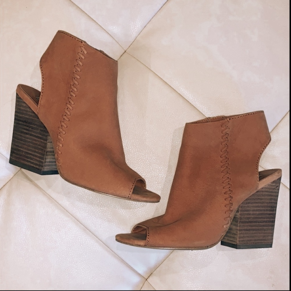 Tan Steve Madden peep toe booties